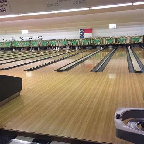 Bowling fayetteville nc - Located at: 3729 Sycamore Dairy Road Fayetteville, North Carolina 28303 Movie Line: 910-487-5530 Fax: 910-487-5528